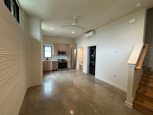 Photo - 3500 Tom Miller St