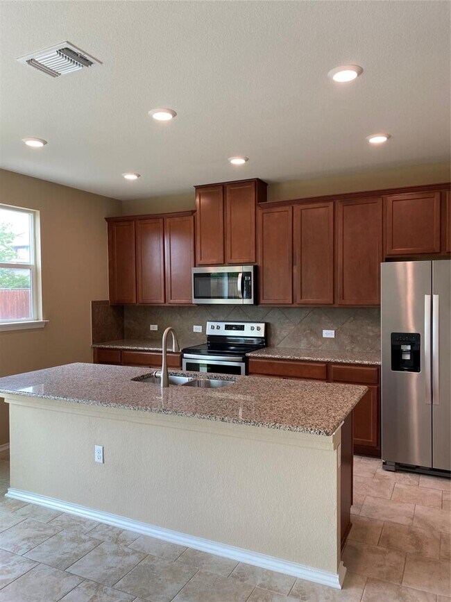 Photo - 1729 Arial Dr