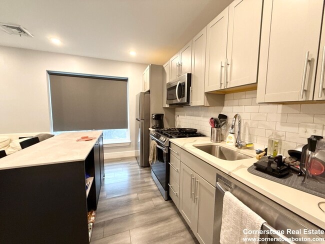 Photo - South Boston 2 Bed / 2 Bath – W/D in Unit – Garage Parking – Roof Deck – 9/1