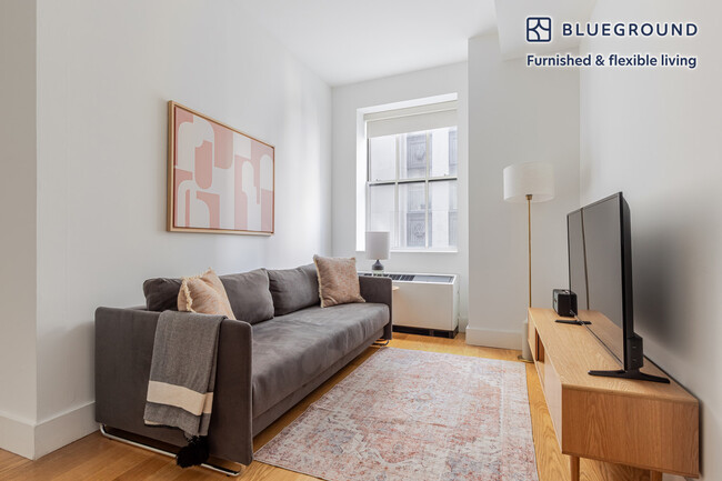 Building Photo - 63 Wall St Rental