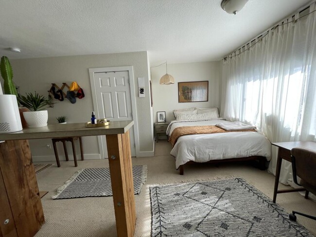 Photo - 2801 N Downing St