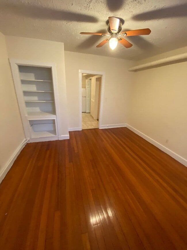 Photo - 2 bed/1 bath in Allston