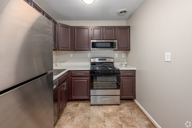 Cheverly Crossing Apartments