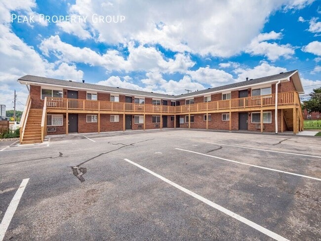 Photo - 593 Riverview Dr Unit C