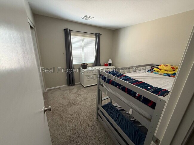 Photo - 7105 S 251st Dr