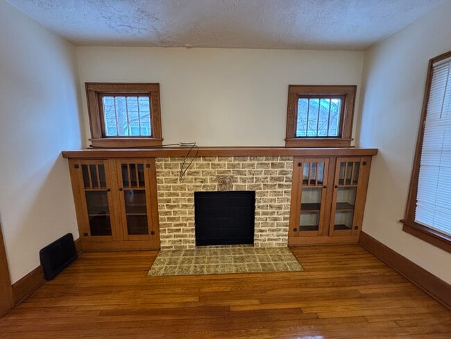 Photo - 1442 Plain Ave NE