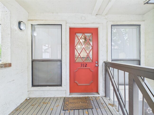 Building Photo - 806 W 24th St Unit 312 Rental
