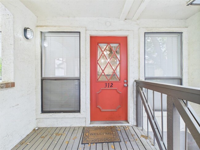 Photo - 806 W 24th St Condo Unit 312