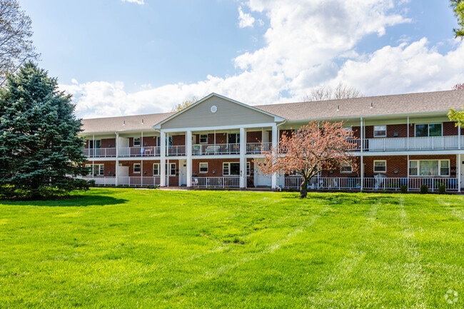 Hidden Creek at Clark (New Management!!)