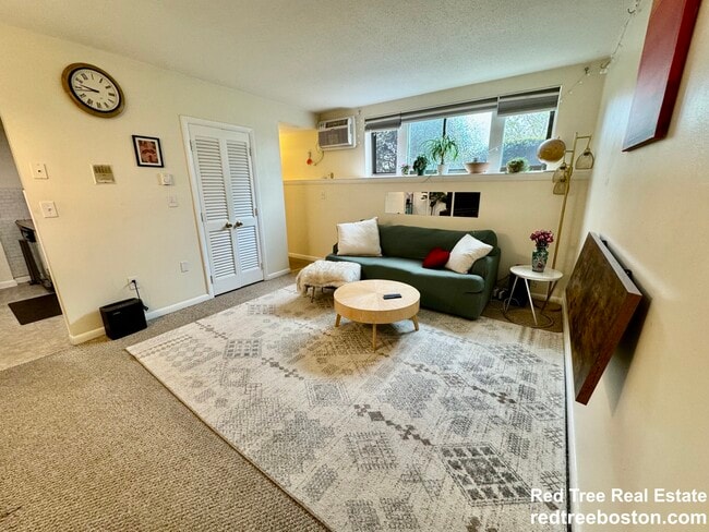 Building Photo - 172 River St Unit A1 Rental