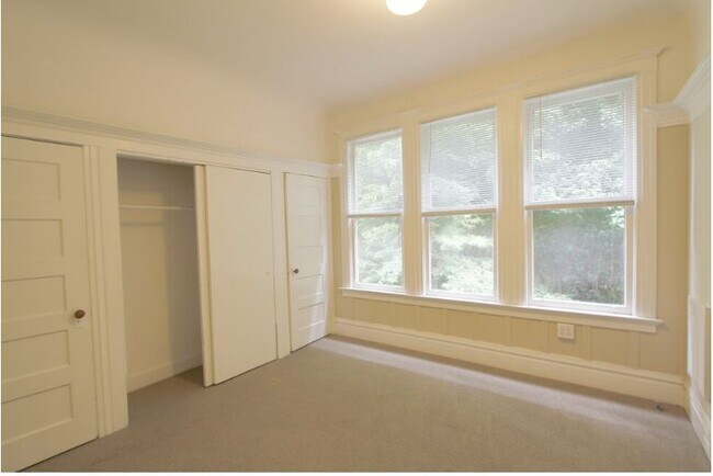 1346 Pine