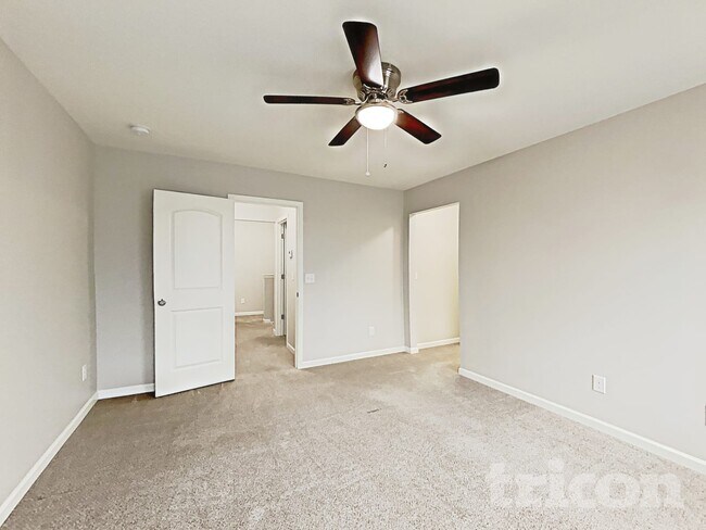 Photo - 12526 Garron Rd