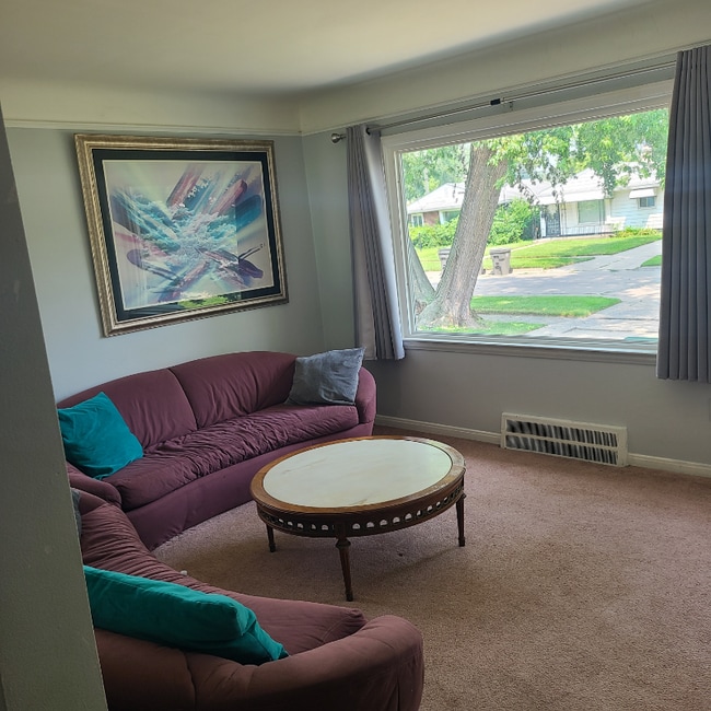 Photo - 27139 Penn St