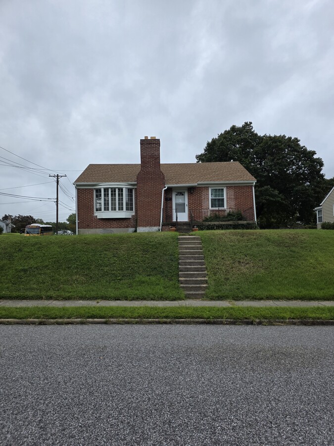 Photo - 261 Graceford Dr