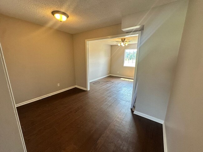 Photo - 904 Southwood Dr Unit 904 Southwood Drive A