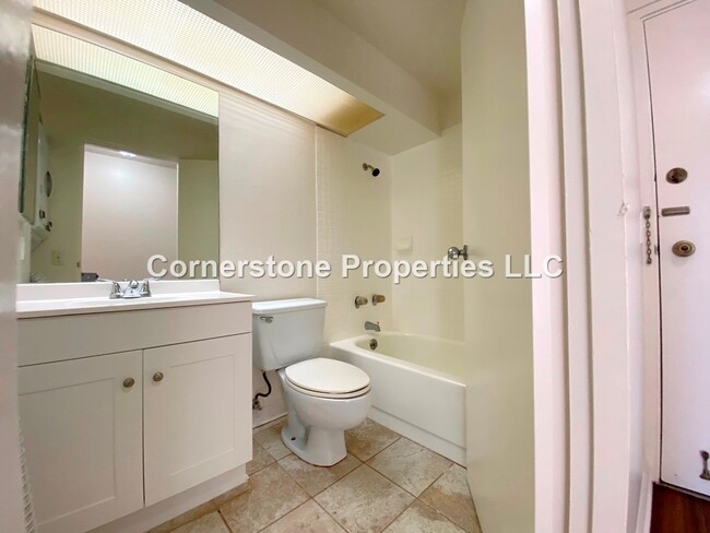 Photo - 255 Huali St