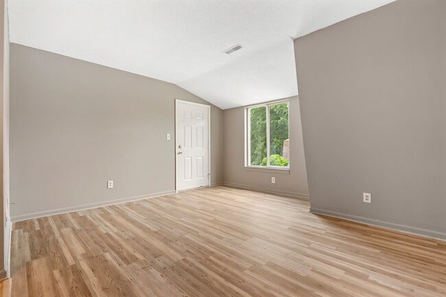 Photo - 511 Poplar St Unidad C