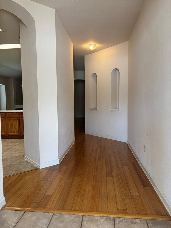 Photo - 1425 W Pflugerville Pkwy