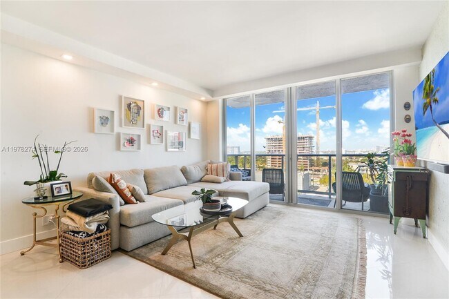 Photo - 401 69th St Unit 913