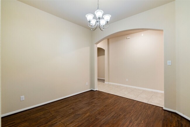Photo - 8934 Finnery Dr
