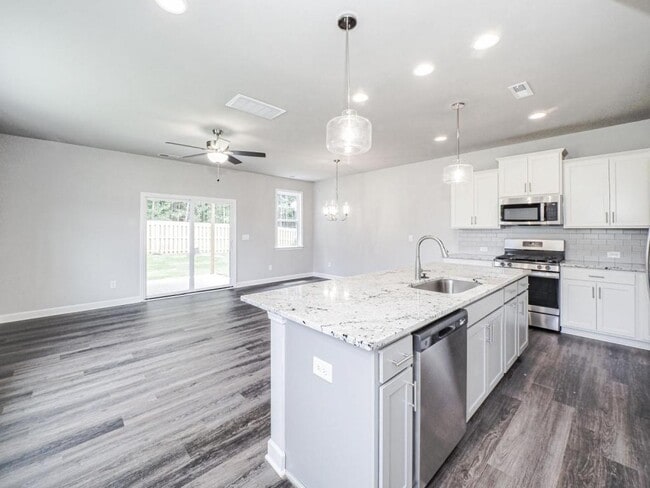Photo - 312 Conrad Ln