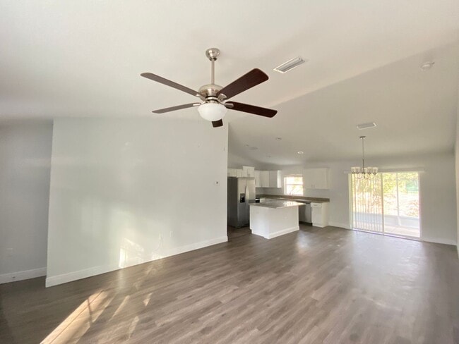 Photo - Custom Home - Desirable Citrus Springs Neighborhood 3/2/2 **Won't Last**