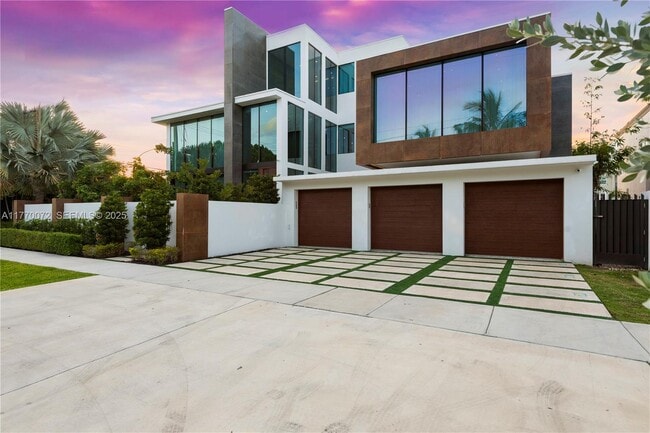 Photo - 1400 Bayview Dr