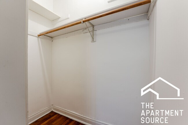 Photo - 2405 W Wilson Ave Unidad 1