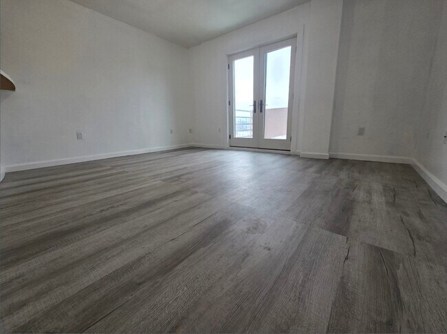 Photo - 165 Cottage St Unit 706