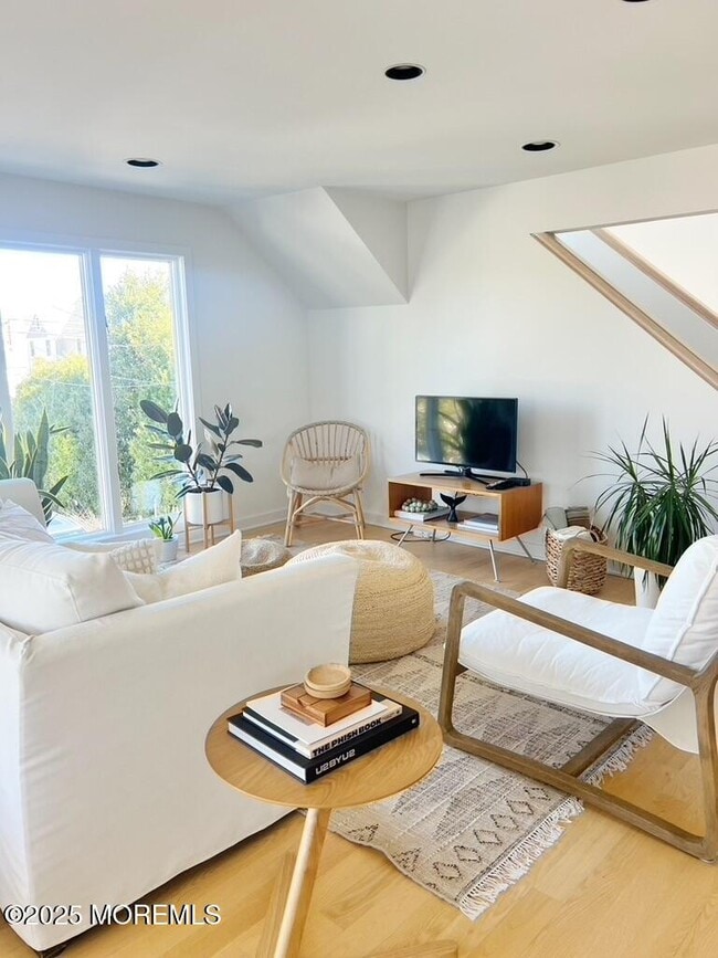 Photo - 121 Bridge Ave