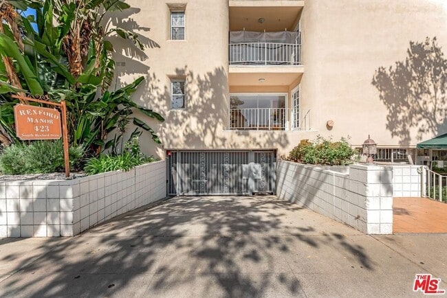 Photo - 423 Rexford Dr