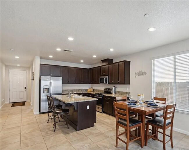 Lovely 3 Bedroom, 2 Bath Home For Rent House Rental in Merced, CA