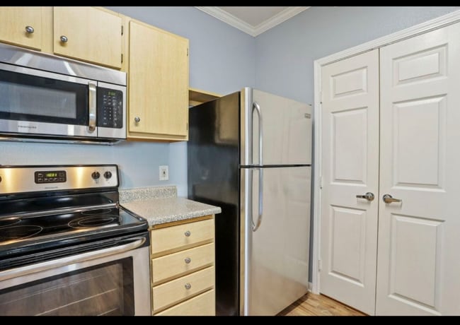 Photo - 701 Gibson Dr