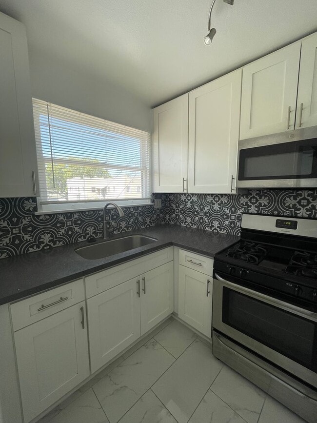 Photo - Glendale Terrace Apartments - AC Townhomes LLC