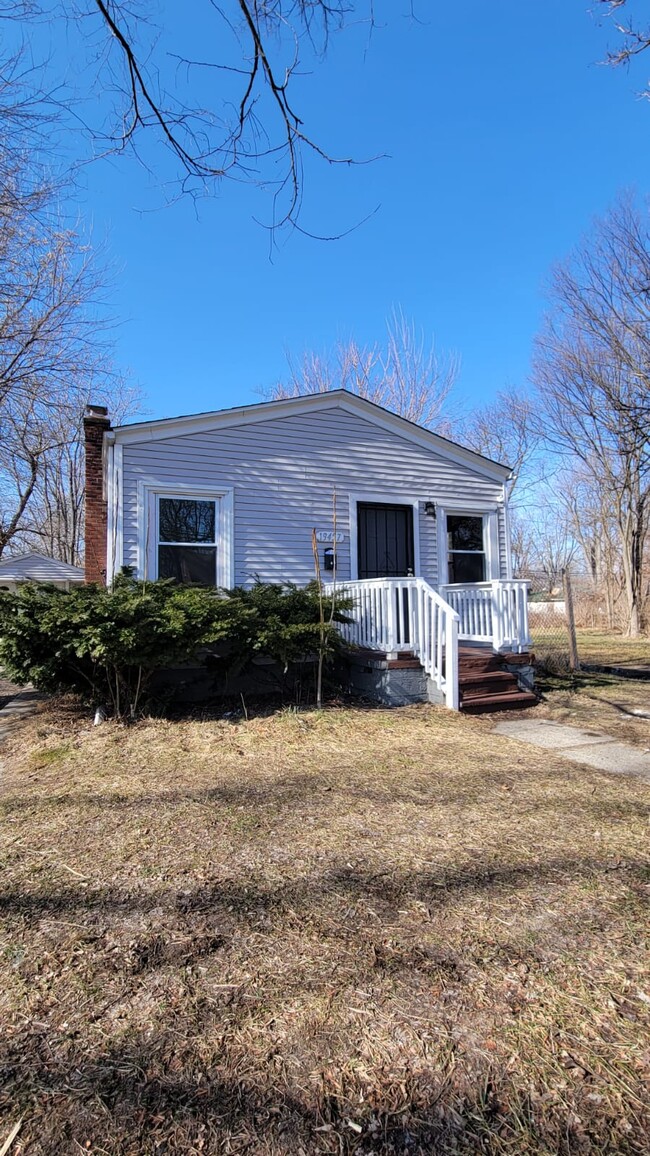 Photo - 19457 Evergreen Rd House