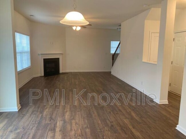 Photo - 5371 Calvert Ln