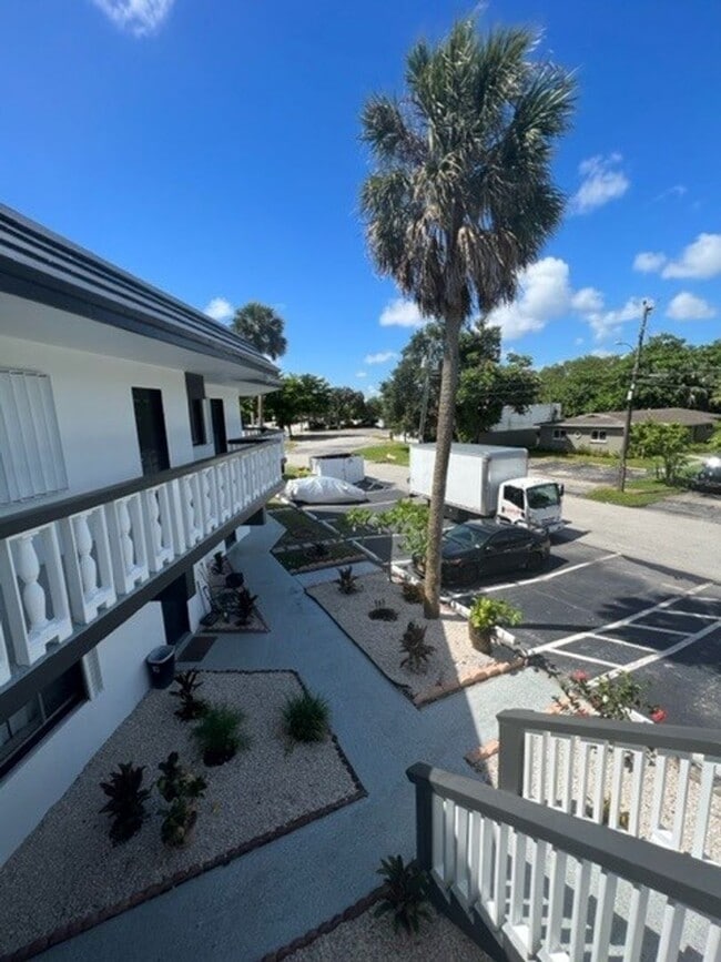 2401 Apartments LLC