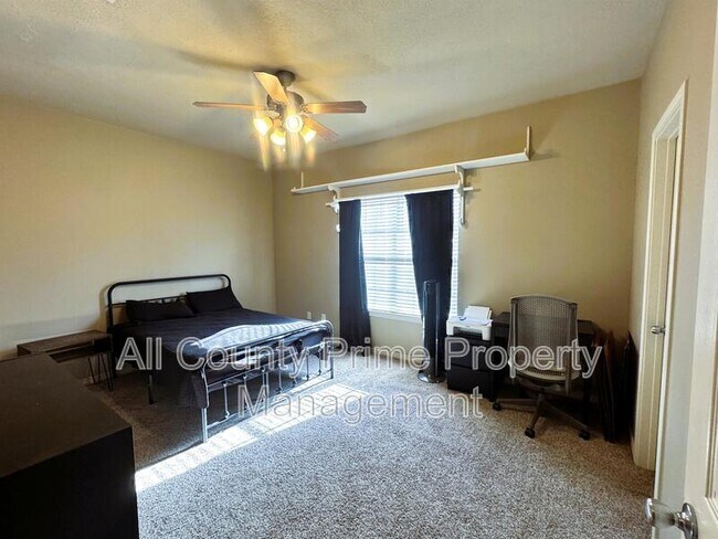 Photo - 331 Forest Dr Loop