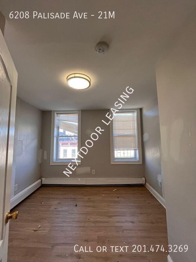 Photo - 6208 Palisade Ave Unit 21M