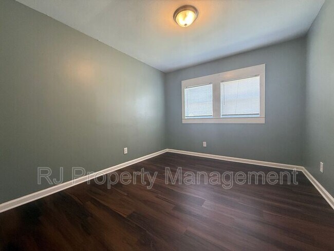 Photo - 3613 Ladue St