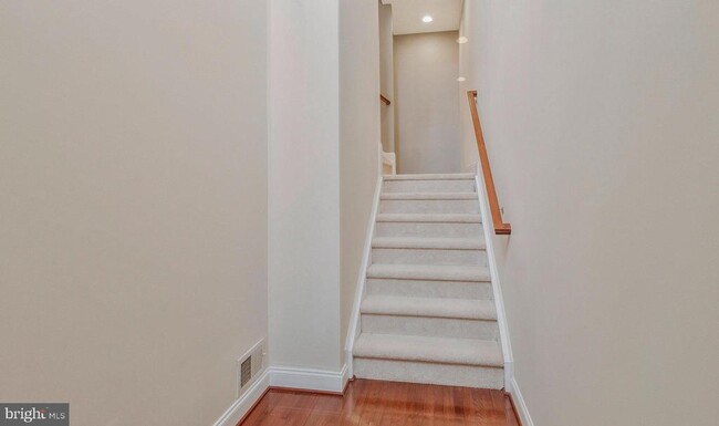 Photo - 15931 Greymill Manor Dr Townhome