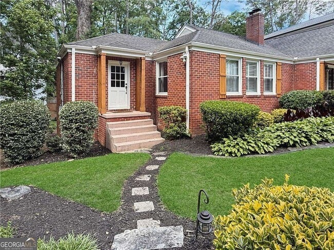 Photo - 656 Timm Valley Rd NE