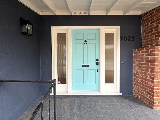 Photo - Charming 3-Bedroom Home on Embarcadero Road