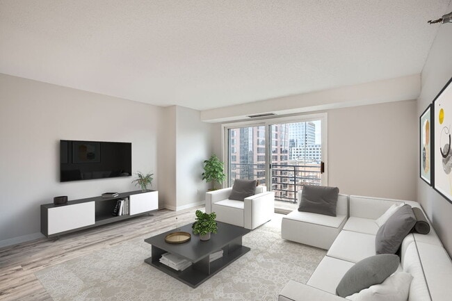 Building Photo - 66 9th St E Unit 1305