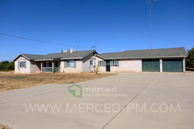 Building Photo - 15290 Sunset Dr Rental