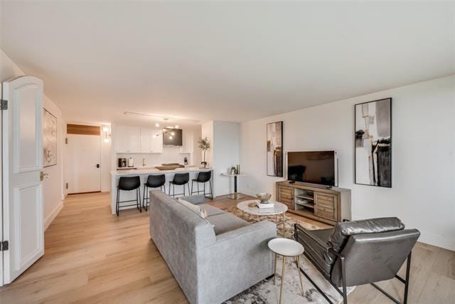 Photo - 3883 Turtle Creek Blvd Unit 709