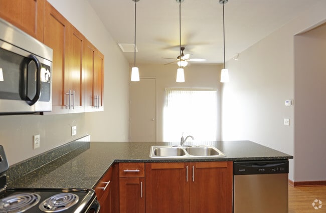1BR, 1BA - Plan 1 Balcony_641 SF