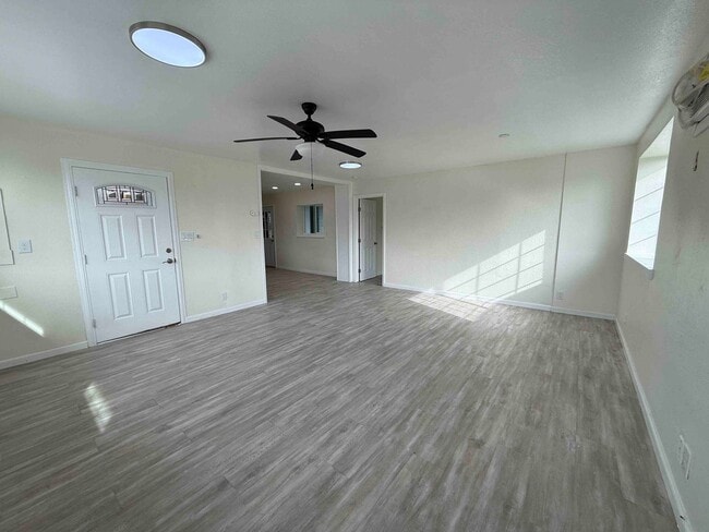 Photo - 2/3 Bedroom in Orangevale