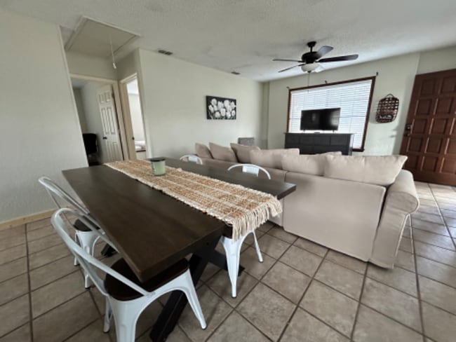 Photo - 187 Oak Park Rd