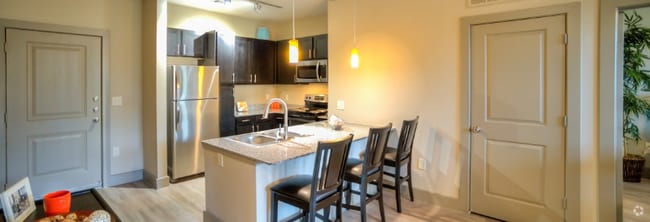 Building Photo - 6520 Jamail Dr Rental